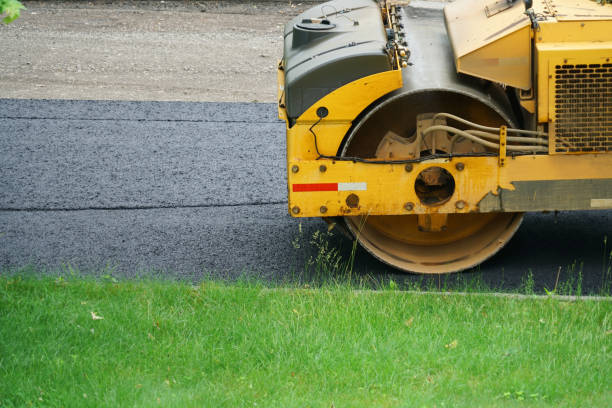 Best Driveway Resurfacing Pavers  in Bellevle, IL